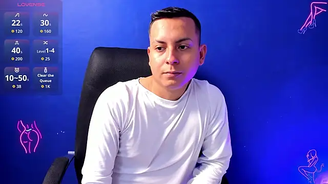 Snapshot of Sahira_and_Zaid chatting on 10.02.25 Sahira and Zaid online show from 10.02.25