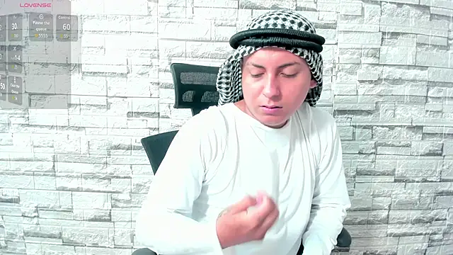 Snapshot of Sahira_and_Zaid chatting on 10.20.25 Sahira and Zaid online show from 10.20.25