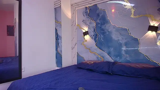 Evelin thompsson online show from 09.09.25