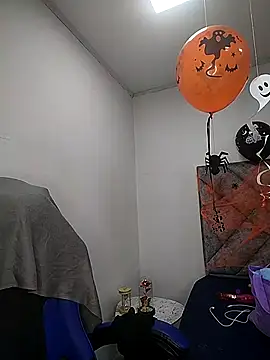 Shantey Laurent online show from 10.29.25