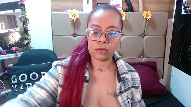 MIA  SPENCER online show from 10.07.25