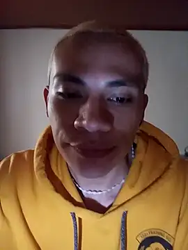 Snapshot of kittymutant99 chatting on 04.20.26 kittymutant99 online show from 04.20.26