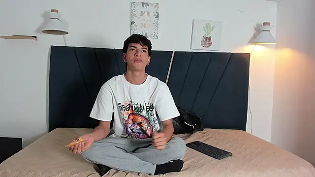 maicol cum23 online show from 04.11.26