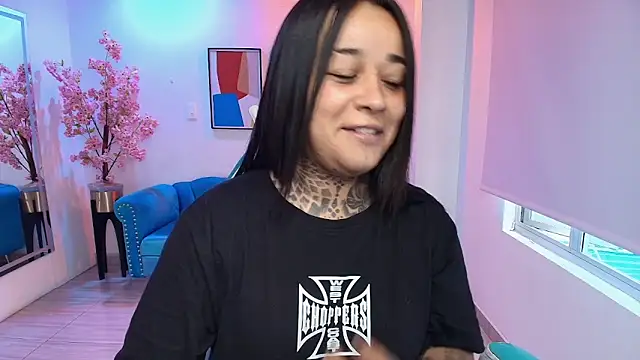 Black roseee online show from 12.01.25