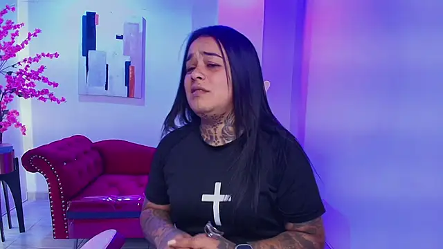 Black roseee online show from 01.10.26