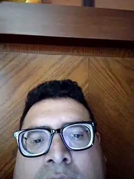 Snapshot of Santiagoqro85 chatting on 09.12.25 Santiagoqro85 online show from 09.12.25
