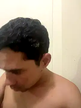 Snapshot of Reisy_HC chatting on 10.03.25 Reisy HC online show from 10.03.25