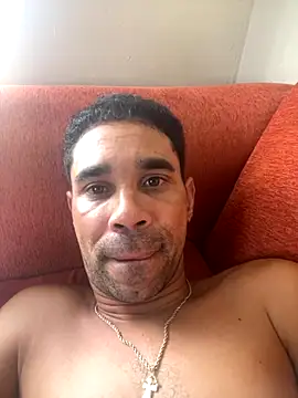 Snapshot of Reisy_HC chatting on 10.13.25 Reisy HC online show from 10.13.25