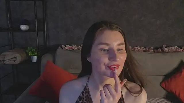 Snapshot of Raybe-Vins chatting on 06.25.26 Raybe-Vins online show from 06.25.26