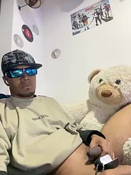 Snapshot of Teito69 chatting on 09.15.25 Teito69 online show from 09.15.25