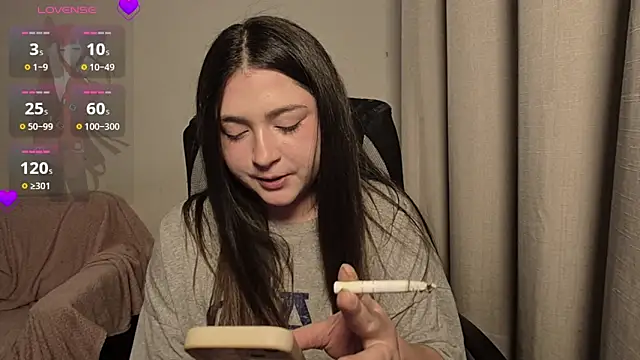 valentinauwu online show from 11.13.25