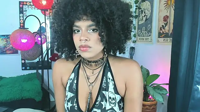 Raven luv online show from 11.24.25