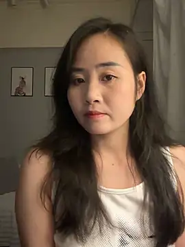 Snapshot of wly2028 chatting on 03.31.26 wly2028 online show from 03.31.26