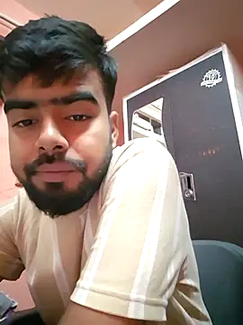 soniriyaa010101 online show from 11.28.25