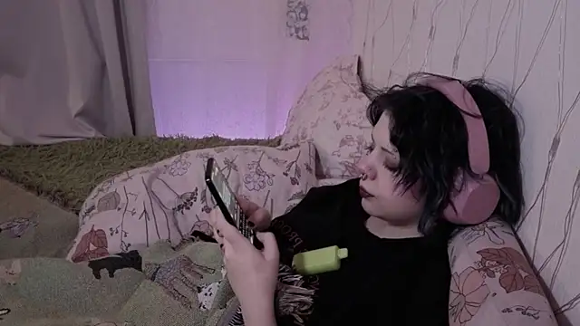 Alice Zev online show from 04.21.26