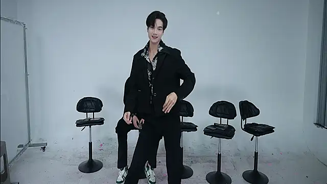 Snapshot of JL-sweetbaby1 chatting on 11.03.25 JL-sweetbaby1 online show from 11.03.25