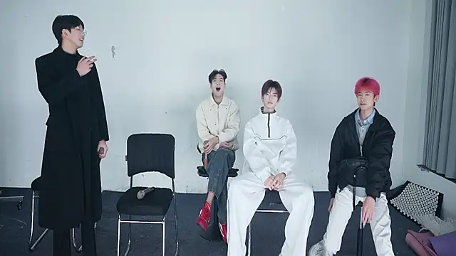 Snapshot of JL-sweetbaby1 chatting on 12.19.25 JL-sweetbaby1 online show from 12.19.25