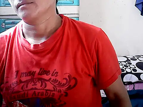 yoursPinayMama1682 online show from 11.02.25