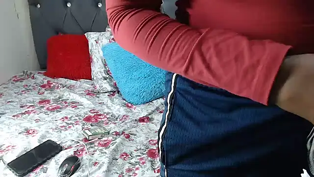 YummyJellybooty13 online show from 10.23.25