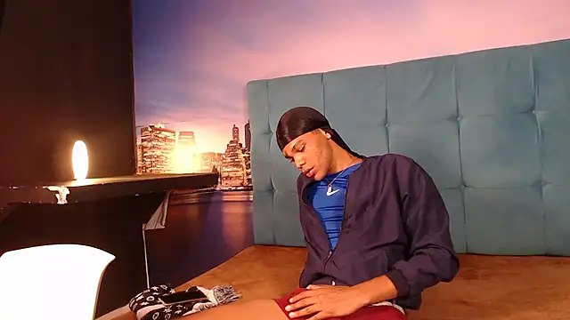 RiriCerchar online show from 09.10.25