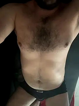 Snapshot of _Famous_ chatting on 09.12.25 Famous online show from 09.12.25