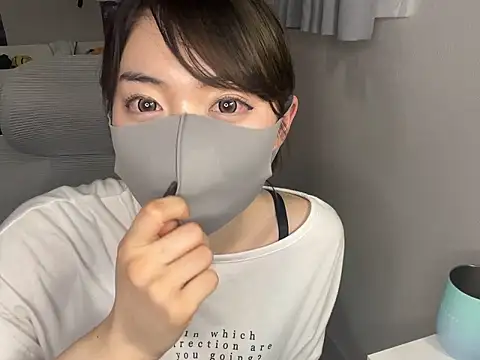 Snapshot of naginagisan chatting on 06.17.26 naginagisan online show from 06.17.26