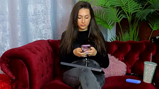 CanndyChloe online show from 10.02.25