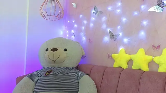 april bennett online show from 12.01.25