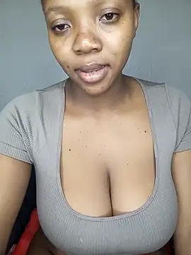 Snapshot of MilfBoobsxx chatting on 03.19.26 MilfBoobsxx online show from 03.19.26