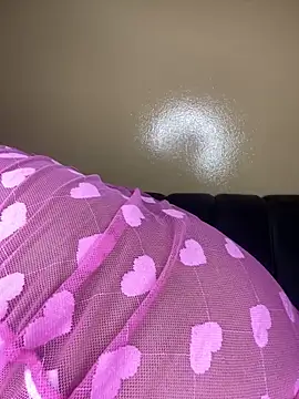 Snapshot of MilfBoobsxx chatting on 04.16.26 MilfBoobsxx online show from 04.16.26