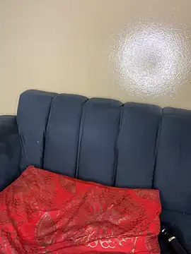 Snapshot of MilfBoobsxx chatting on 04.17.26 MilfBoobsxx online show from 04.17.26