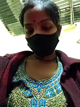 SweetKomal89 online show from 11.11.25