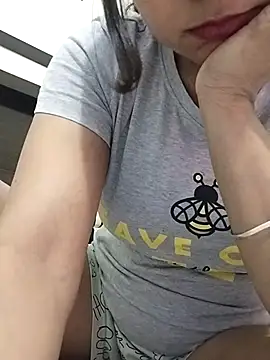 Hot-Pooja25 online show from 04.09.26