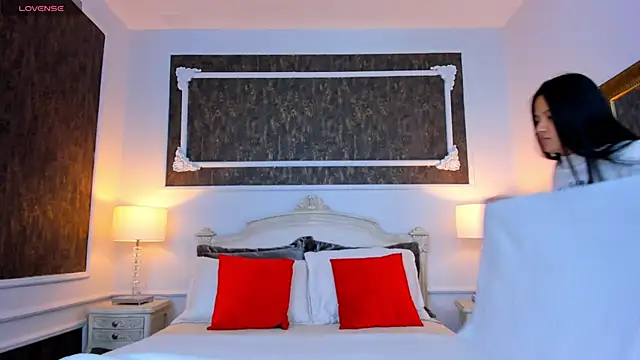 SharonBonet online show from 10.28.25