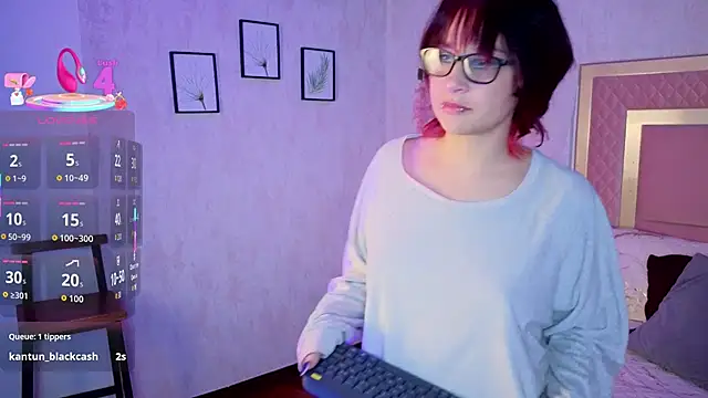 RobinBennett online show from 12.14.25