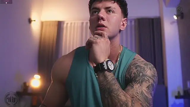 Snapshot of Thomas_Falcon chatting on 10.22.25 Thomas Falcon online show from 10.22.25