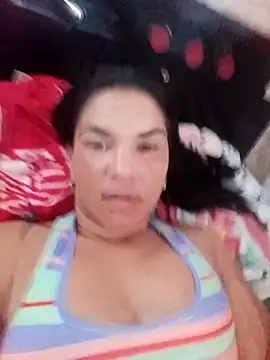 Snapshot of _gaviota_ chatting on 09.14.25 gaviota online show from 09.14.25