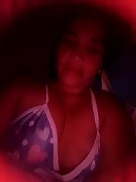 Snapshot of _gaviota_ chatting on 09.15.25 gaviota online show from 09.15.25