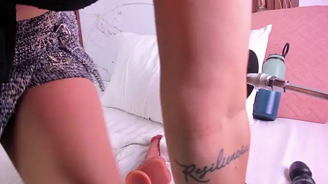 marianarey1  online show from 12.18.25