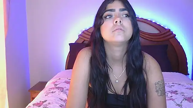 Snapshot of Gia_Massa chatting on 09.19.25 Gia Massa online show from 09.19.25