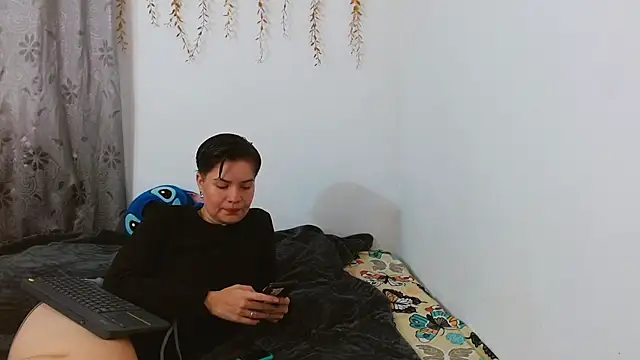 AmbarAndValery online show from 10.12.25