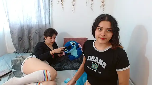 AmbarAndValery online show from 11.23.25