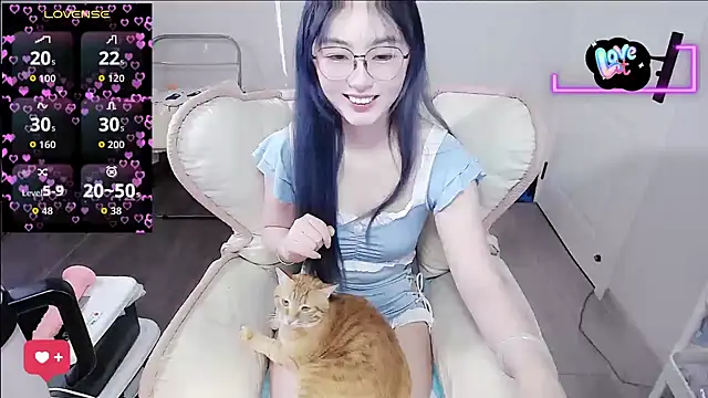 baby-yaya20 online show from 11.30.25