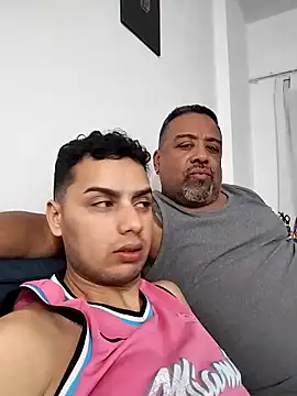 Snapshot of gatitosexxi chatting on 09.10.25 gatitosexxi online show from 09.10.25