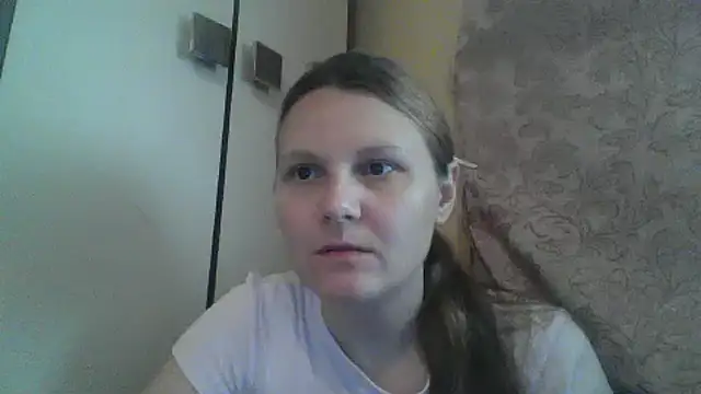 Snapshot of Elvanii chatting on 05.21.26 Elvanii online show from 05.21.26