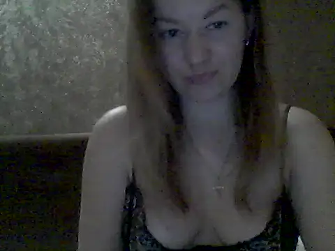 Snapshot of Mironaa chatting on 05.31.26 Mironaa online show from 05.31.26