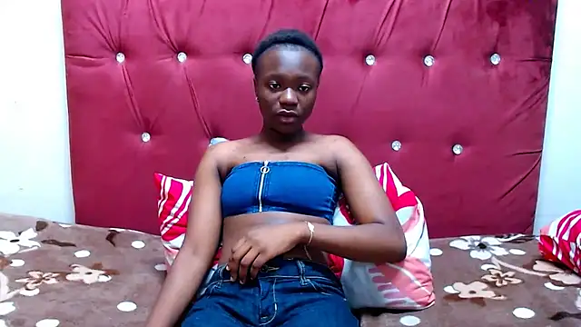 Snapshot of Cloud9boo chatting on 10.14.25 Cloud9boo online show from 10.14.25