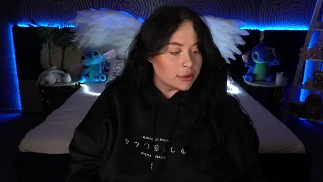 SerahMirabeli online show from 10.23.25