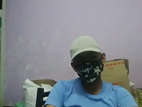 Snapshot of Manslust chatting on 11.12.25 Manslust online show from 11.12.25