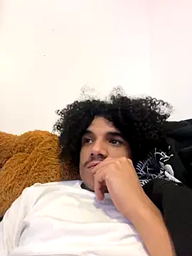 Snapshot of Cartyiii chatting on 10.17.25 Cartyiii online show from 10.17.25